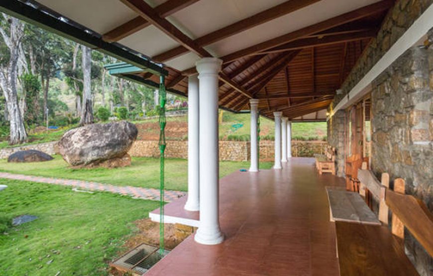 Neelakurunji Luxury Plantation Bungalow